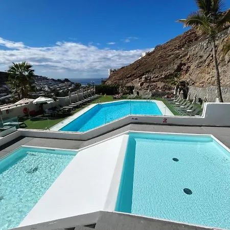 Palm Canaima, Puerto Rico *